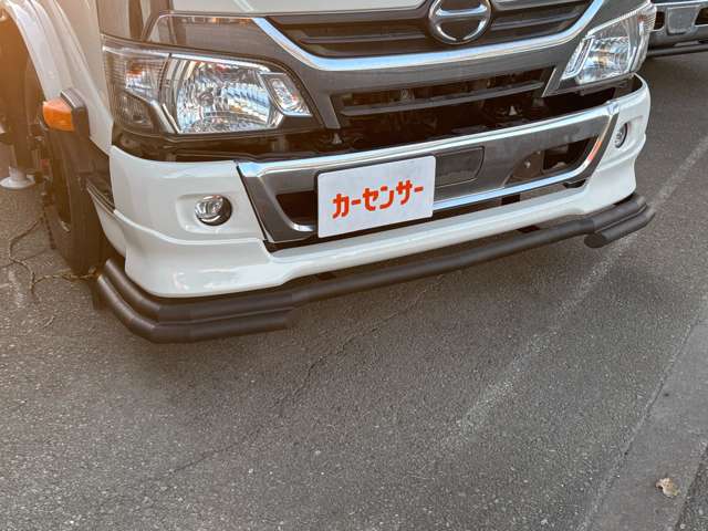 Hino Dutro 7