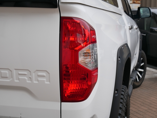 Toyota Tundra 10