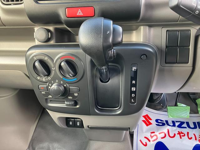 Suzuki Every 12