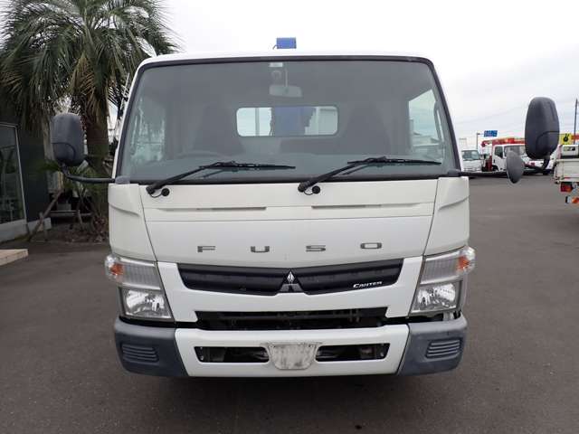 Mitsubishi Fuso Canter 4