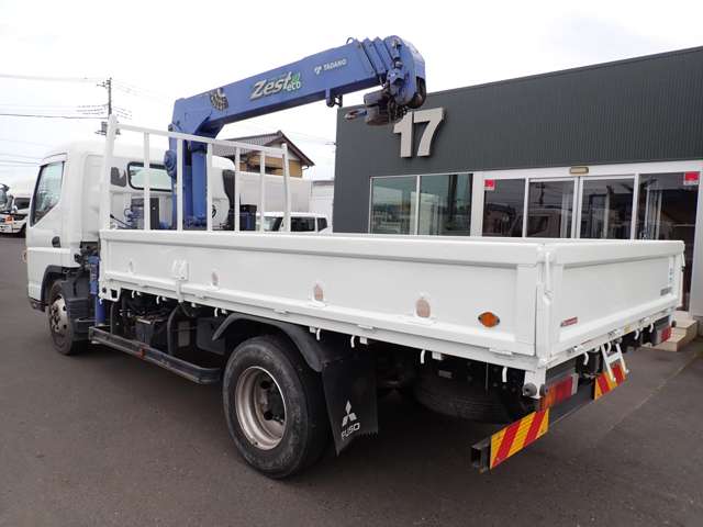 Mitsubishi Fuso Canter 9