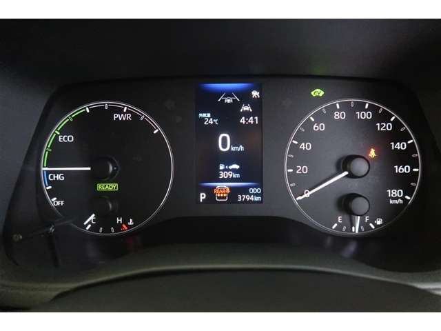 Toyota Sienta 8