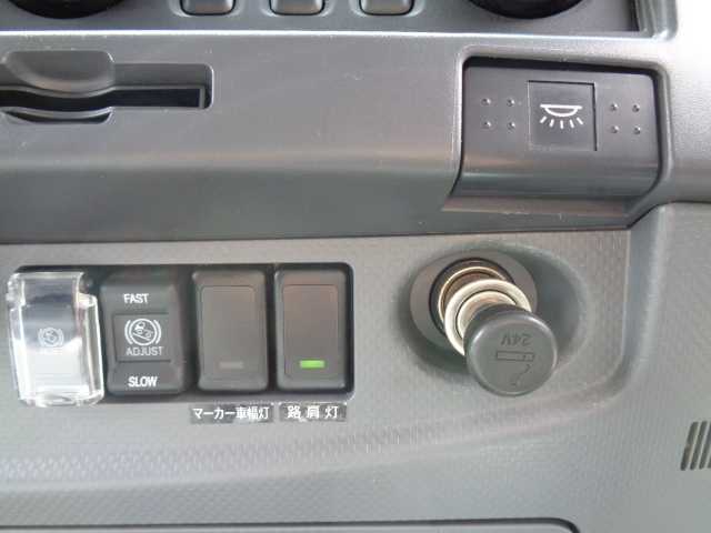Isuzu Forward 12