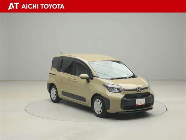 Toyota Sienta 8