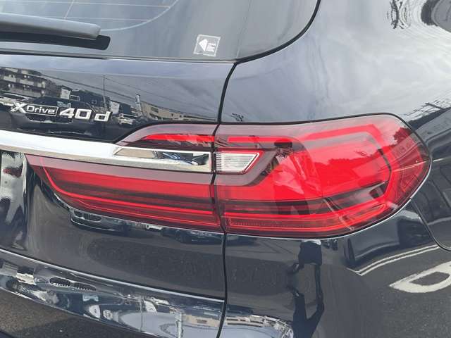 BMW X7 11