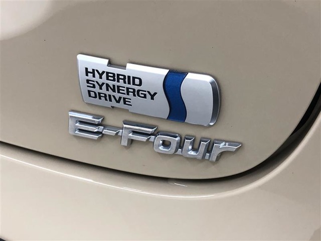 Toyota Yaris Cross 12