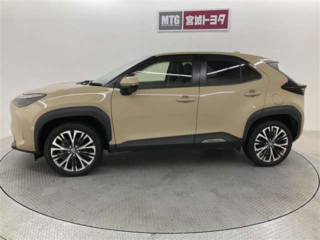 Toyota Yaris Cross 4