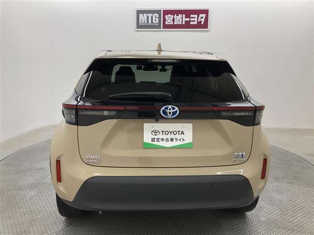 Toyota Yaris Cross 8