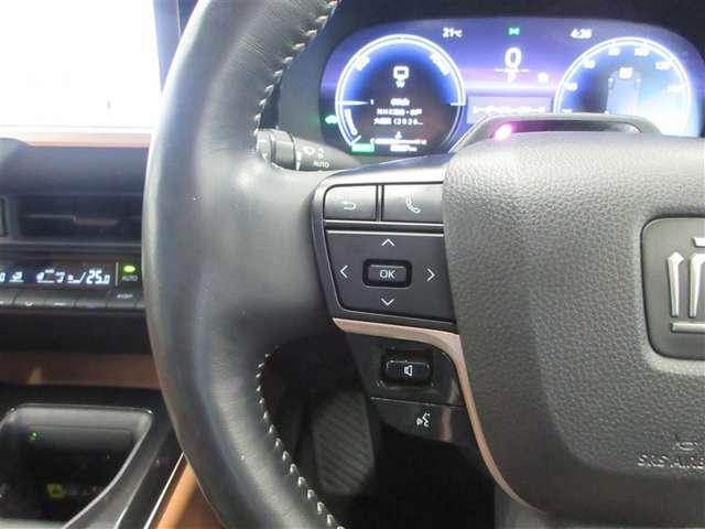 Toyota Crown Sport 11