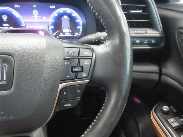 Toyota Crown Sport 12