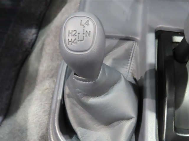 Toyota Hilux 12
