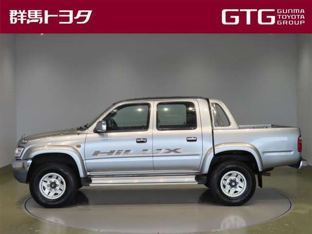 Toyota Hilux 4