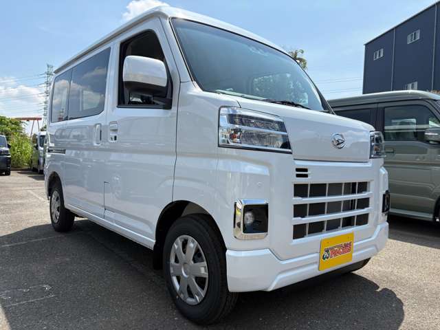 Daihatsu Hijet Cargo 6