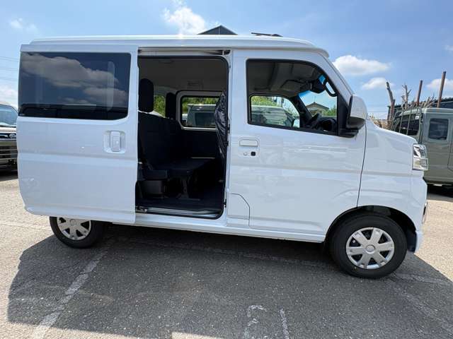Daihatsu Hijet Cargo 8