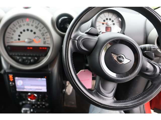MINI Crossover 11