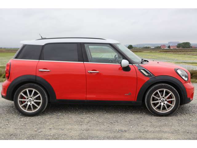 MINI Crossover 8