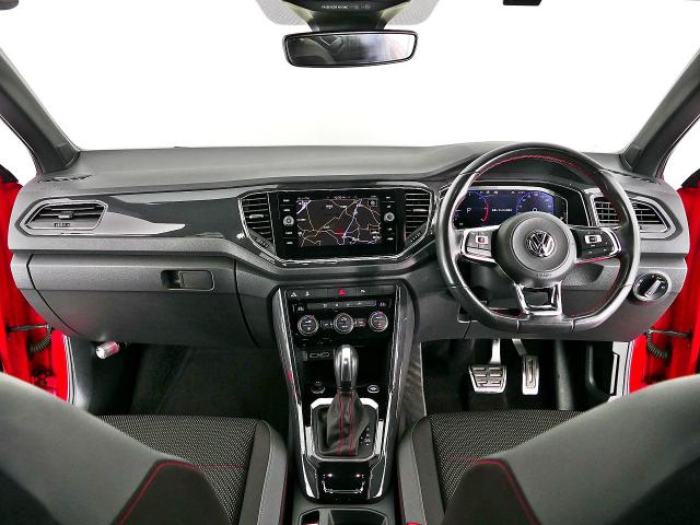 Volkswagen T-Roc 5