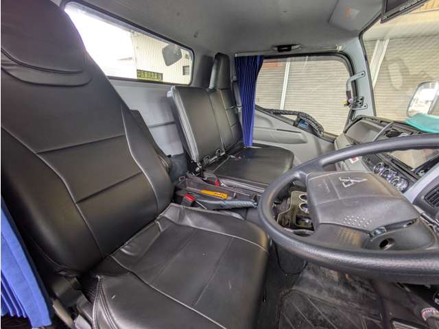 Mitsubishi Fuso Canter 5