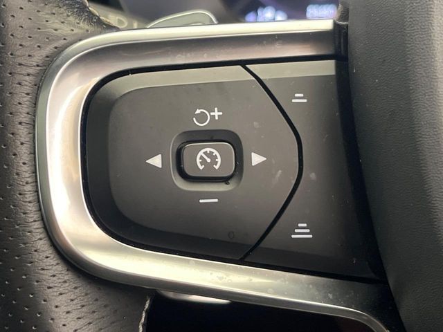 Volvo XC40 10
