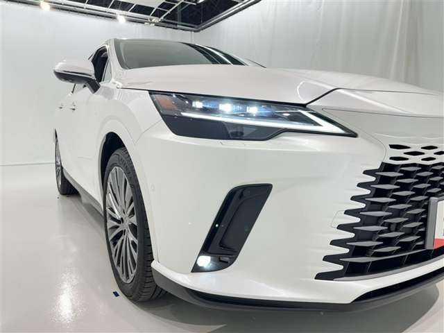 Lexus RX 7