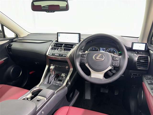 Lexus NX 9