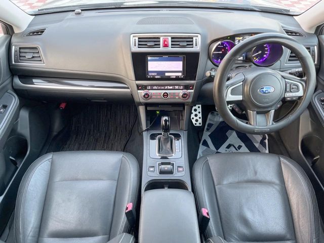 Subaru Legacy Outback 2