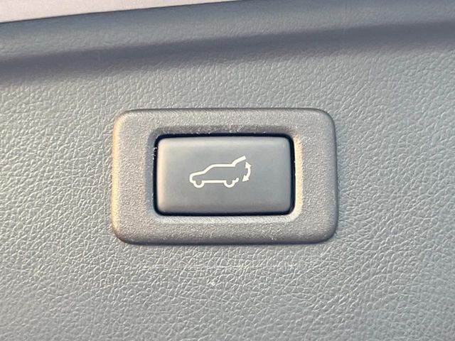 Subaru Legacy Outback 5