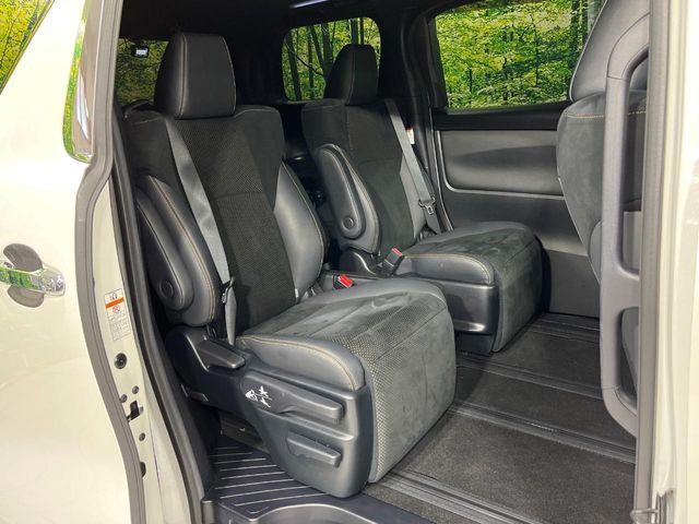 Toyota Alphard 10