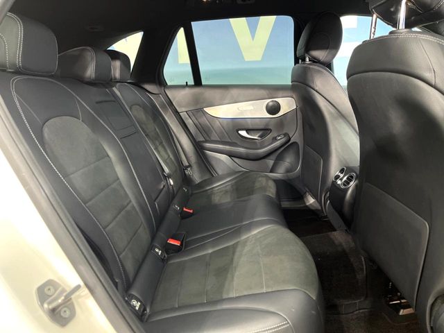 Mercedes-Benz GLC 10