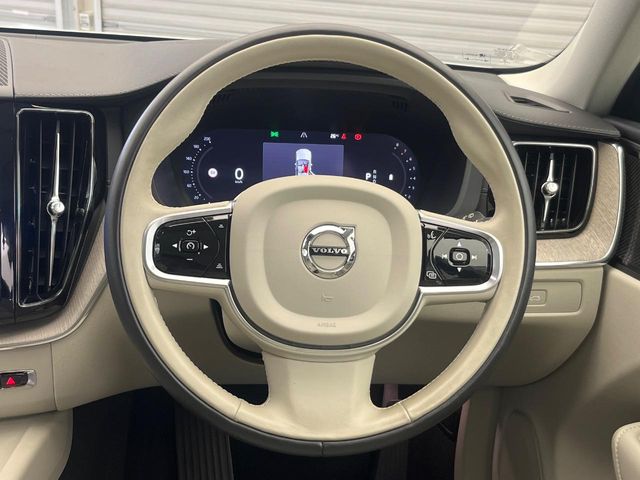 Volvo XC60 11