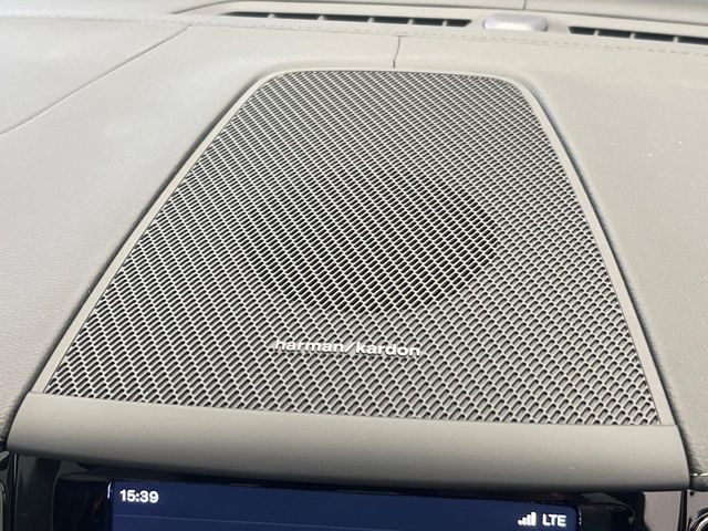 Volvo XC60 6