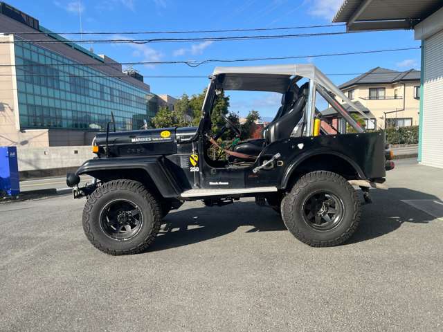 Mitsubishi Jeep 7
