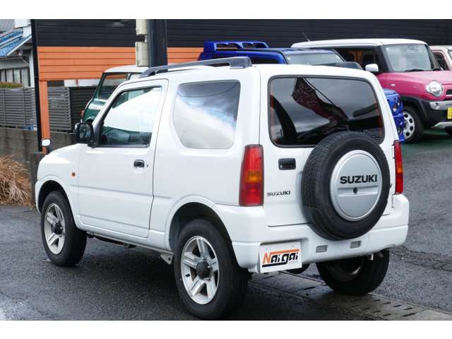 Suzuki Jimny 4
