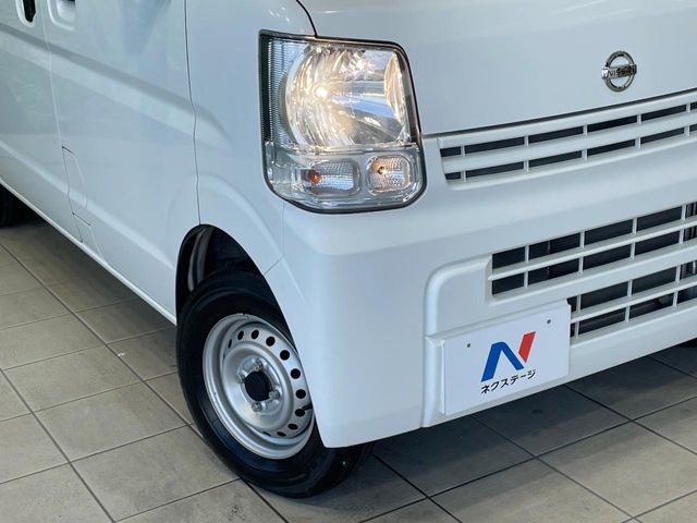 Nissan NV100 Clipper 12