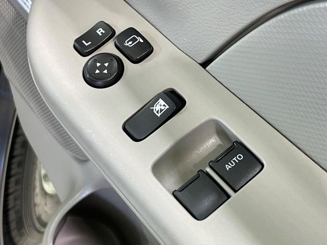 Nissan NV100 Clipper 7