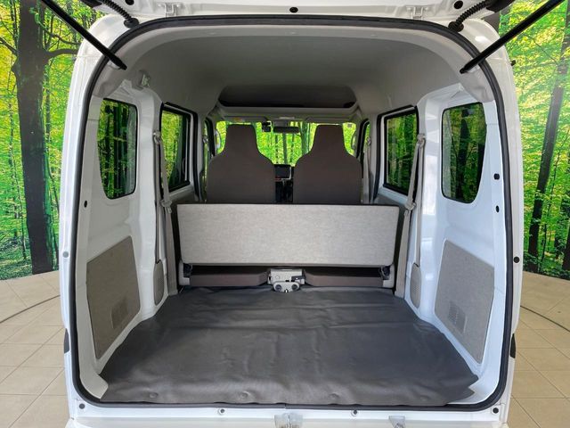 Nissan NV100 Clipper 10