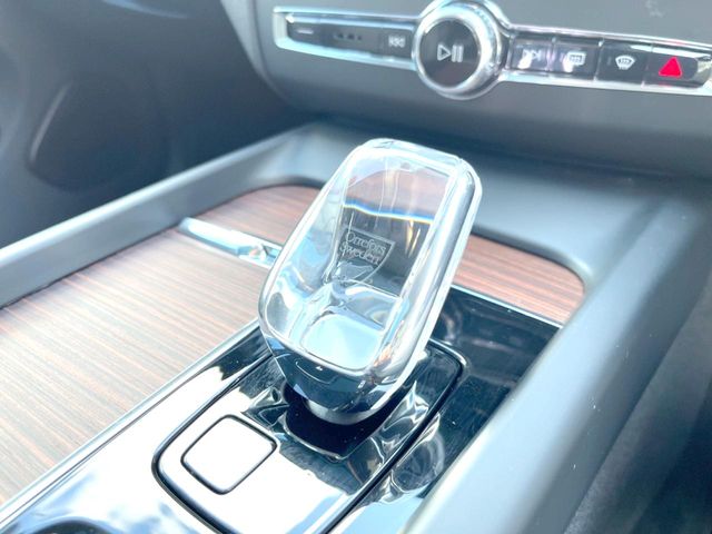 Volvo XC60 9