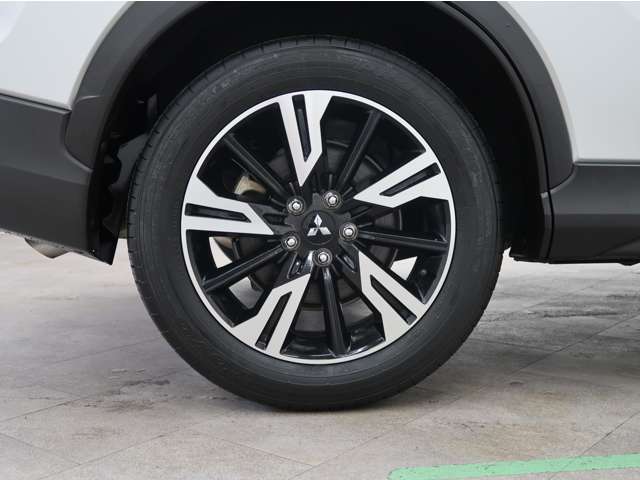 Mitsubishi Eclipse Cross 11