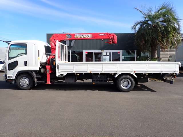 Isuzu Forward 9