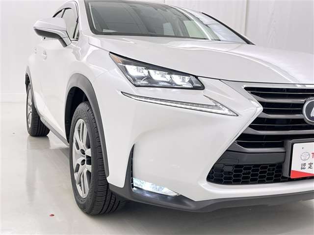 Lexus NX 9