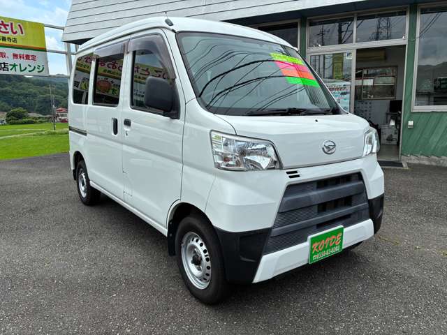 Daihatsu Hijet Cargo 4