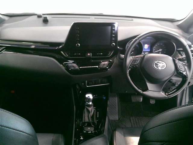 Toyota C-HR 10