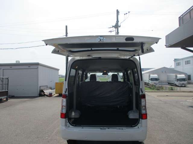 Toyota Town Ace Van 10