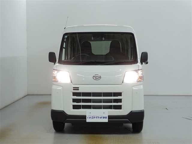 Daihatsu Hijet Cargo 3