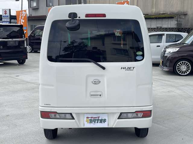 Daihatsu Hijet Cargo 8