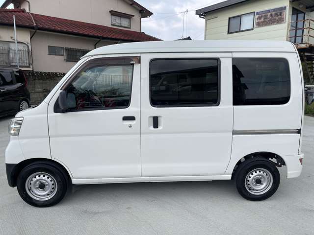 Daihatsu Hijet Cargo 10