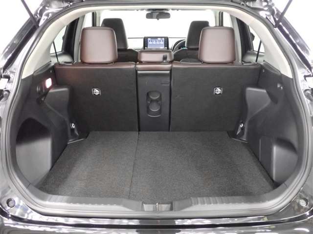Toyota Yaris Cross 12