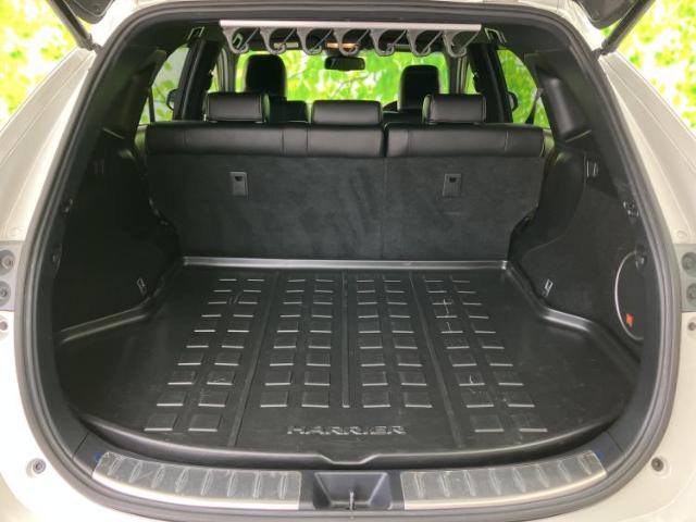 Toyota Harrier 10