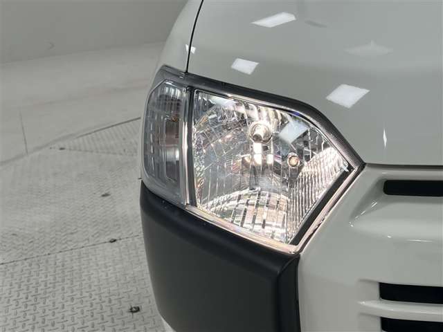Toyota Probox Van 12