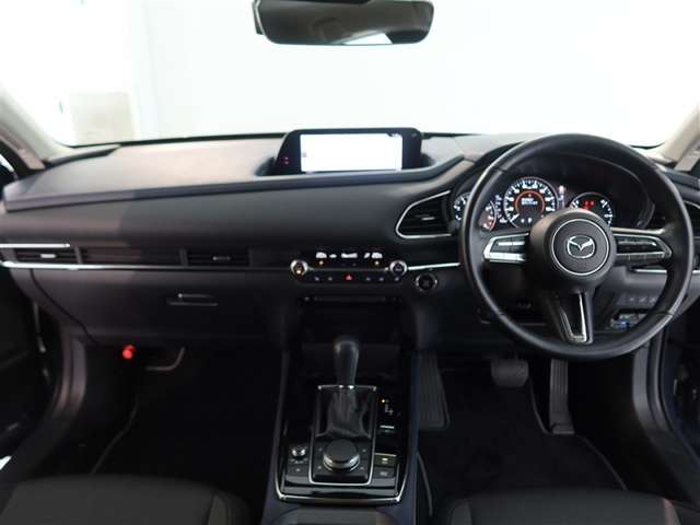 Mazda CX-30 8